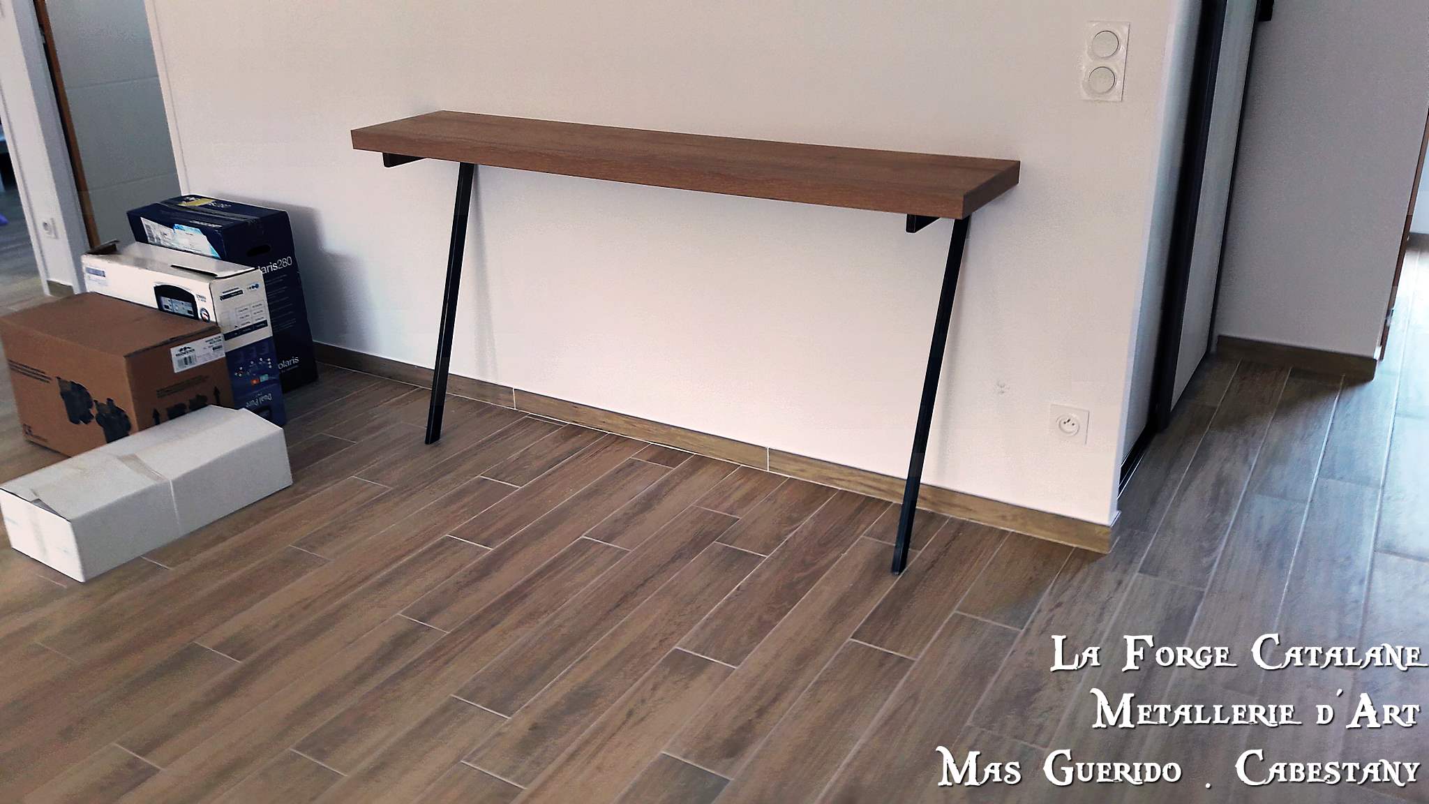 console pied incline oblique forge catalane.jpg